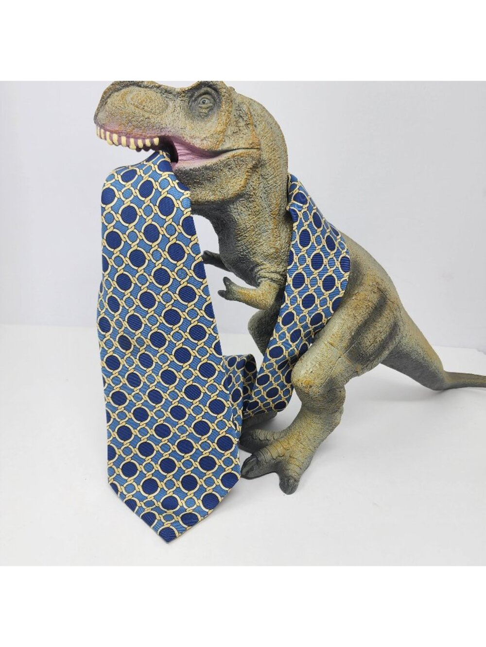 Paolo Gucci Design Blue Chainlink Men's Necktie